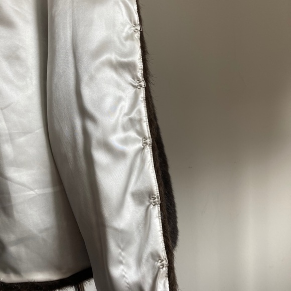 WD•NY Faux Fur Coat - Picture 14 of 16